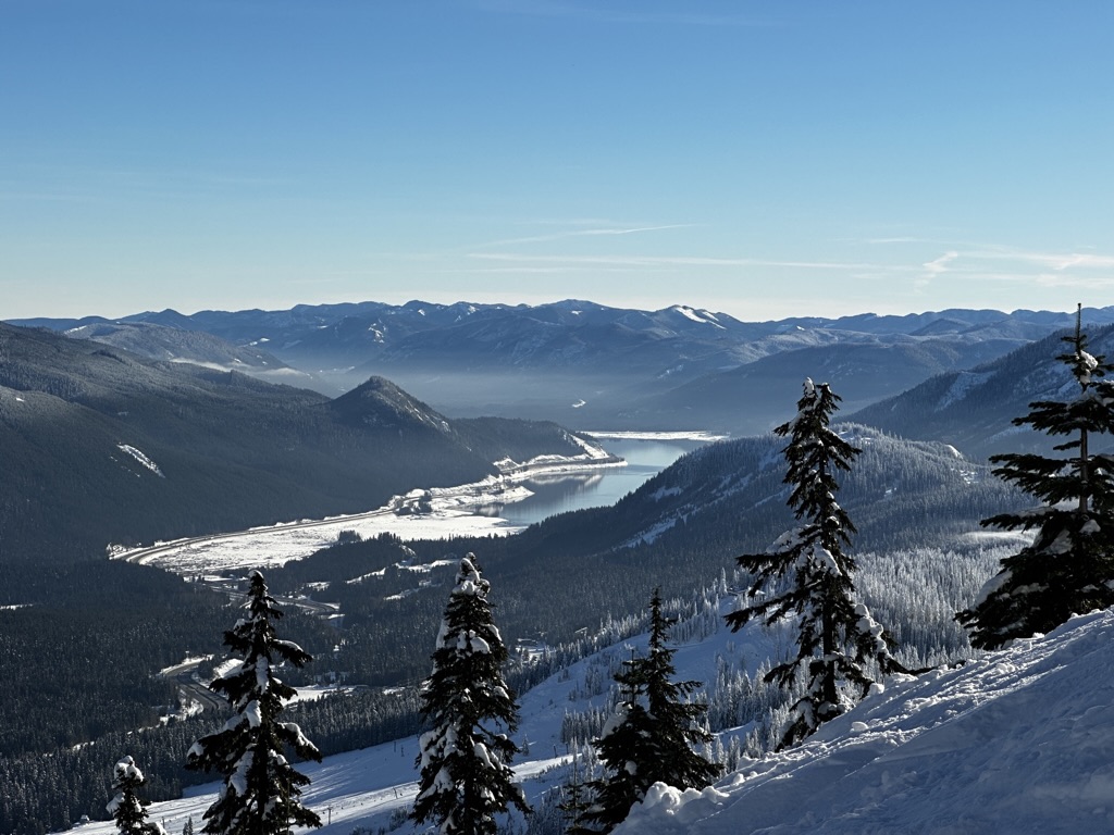 Skiing 3